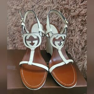 Authentic Gucci White GG Logo Lifford Wedges Size 9.5B.